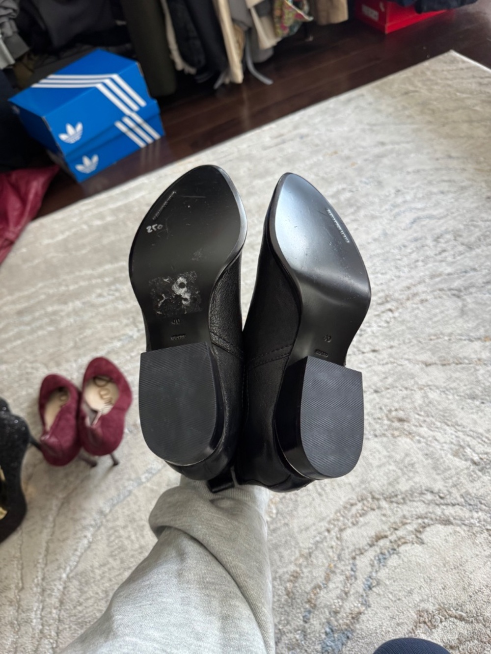 Alexander Wang Leather Chelsea Boots — Size EU 40 / US 9 - Picture 4 of 4